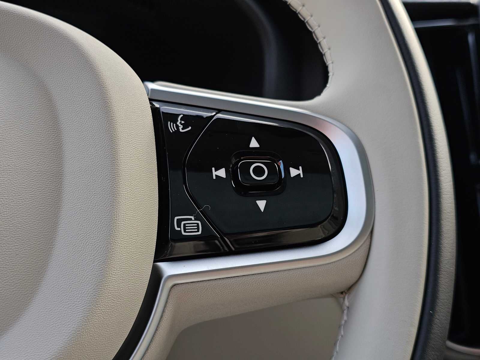 2026 Volvo XC60 Ultra