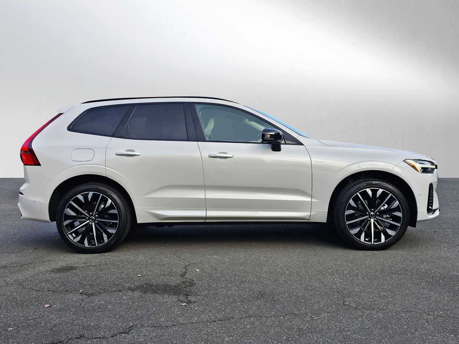 2026 Volvo XC60 Ultra