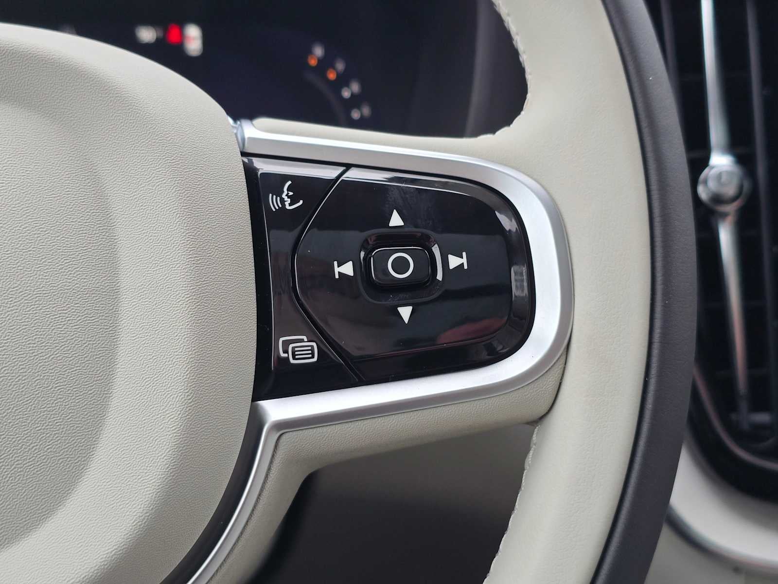 2026 Volvo XC60 Ultra