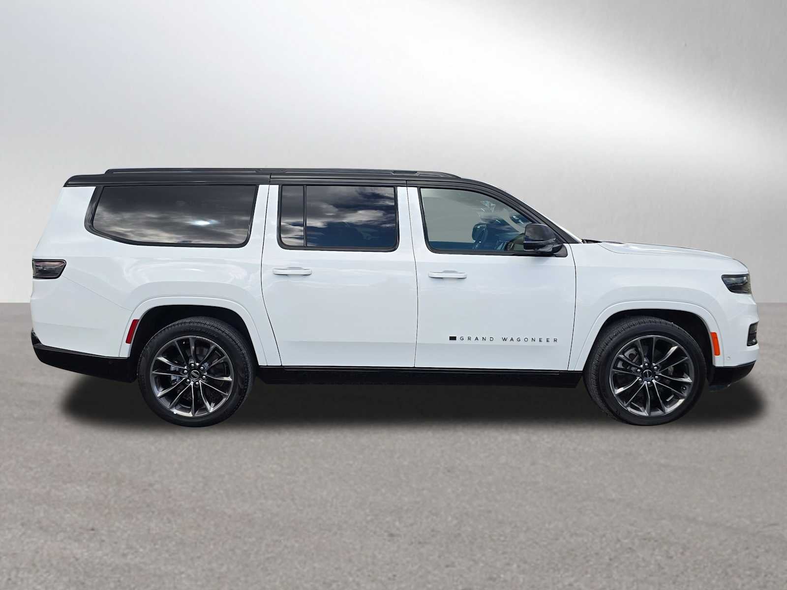2024 Jeep Grand Wagoneer L Series III Obsidian