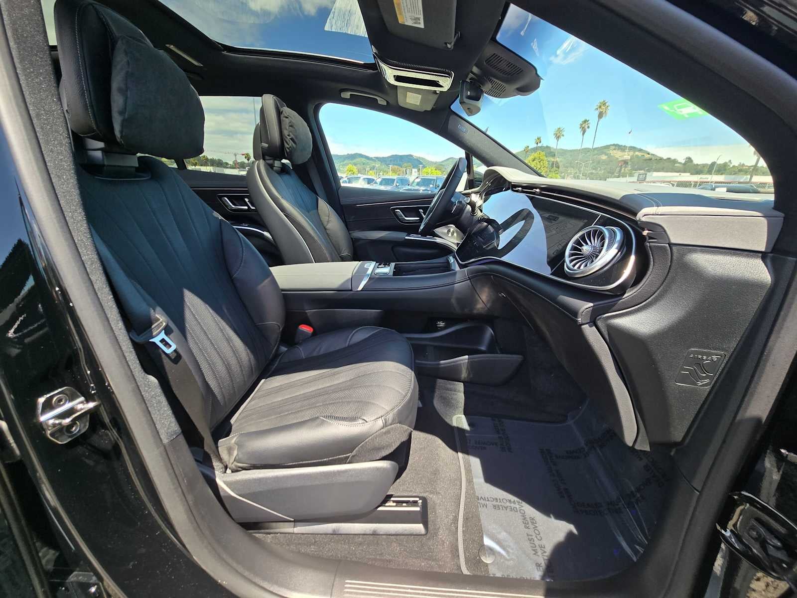 2026 Mercedes-Benz EQS 400 4MATIC® SUV