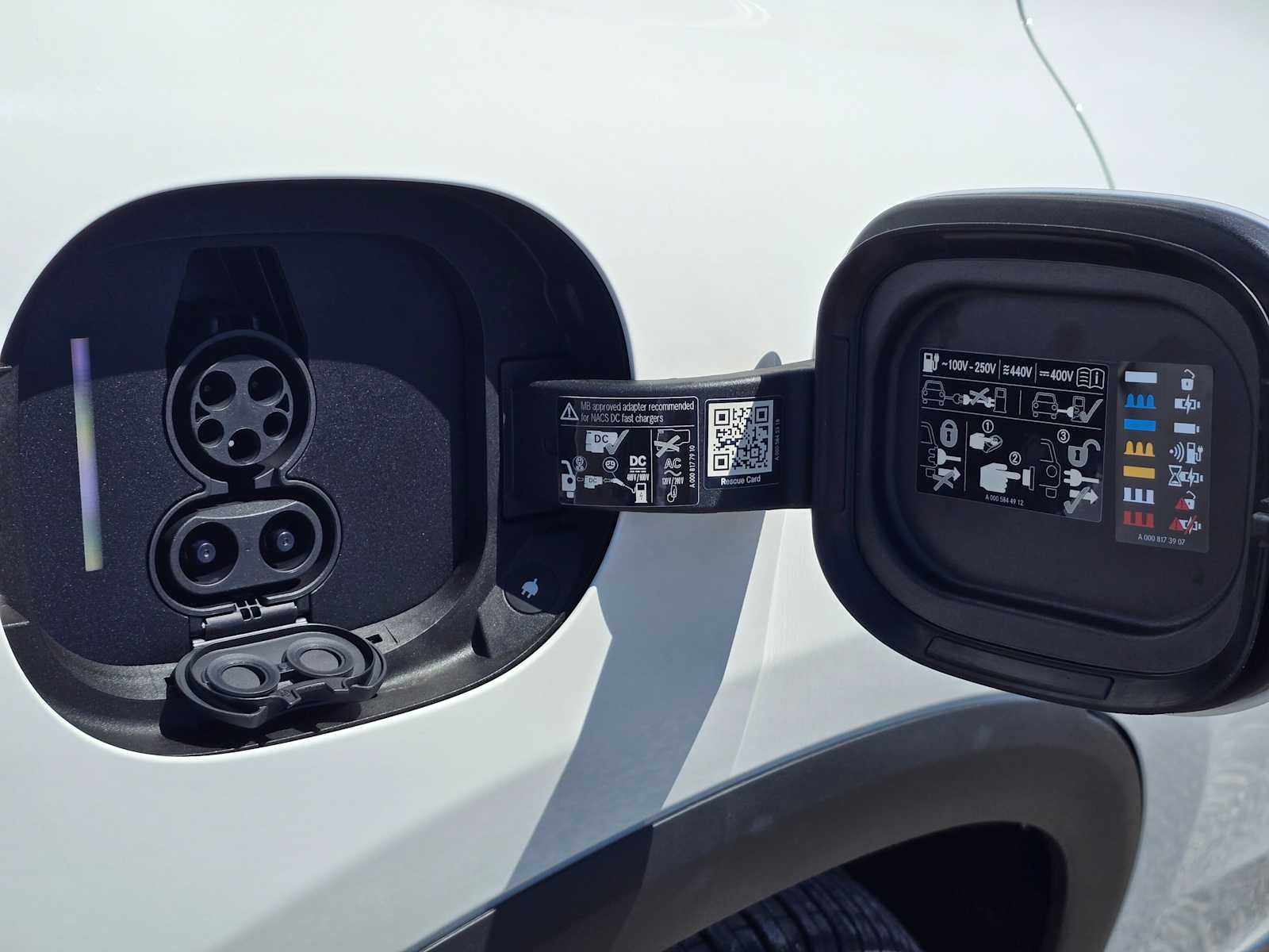 2026 Mercedes-Benz EQS 400 4MATIC® SUV