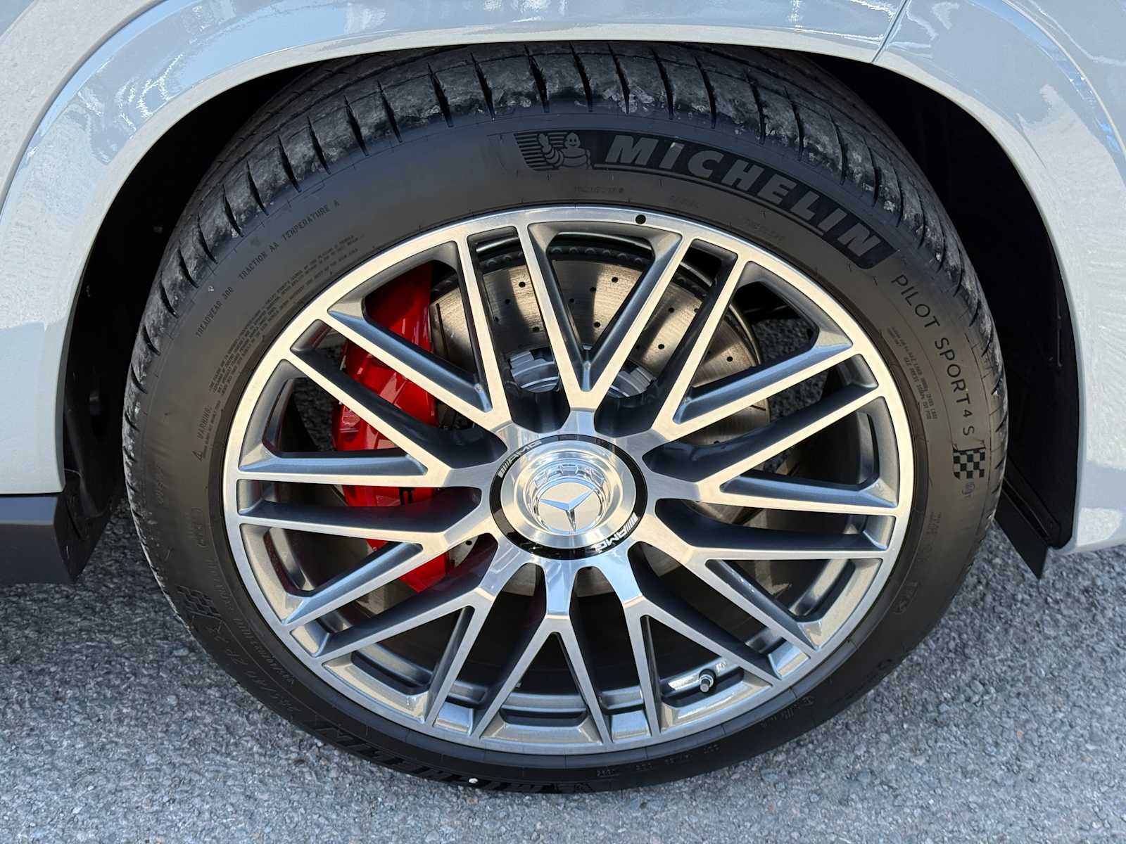 2025 Mercedes-Benz GLS AMG® GLS 63