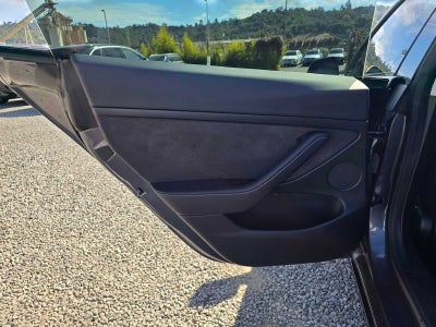 2023 Tesla Model 3 RWD