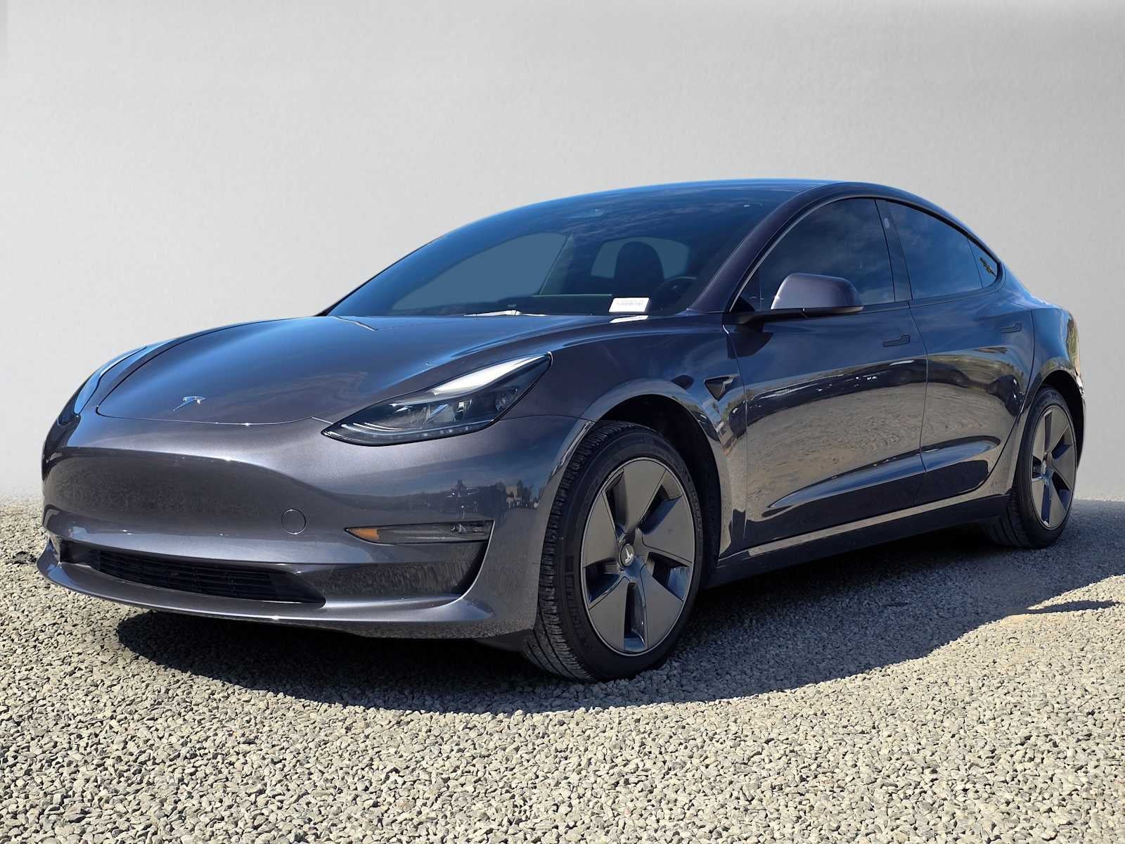 2023 Tesla Model 3 RWD