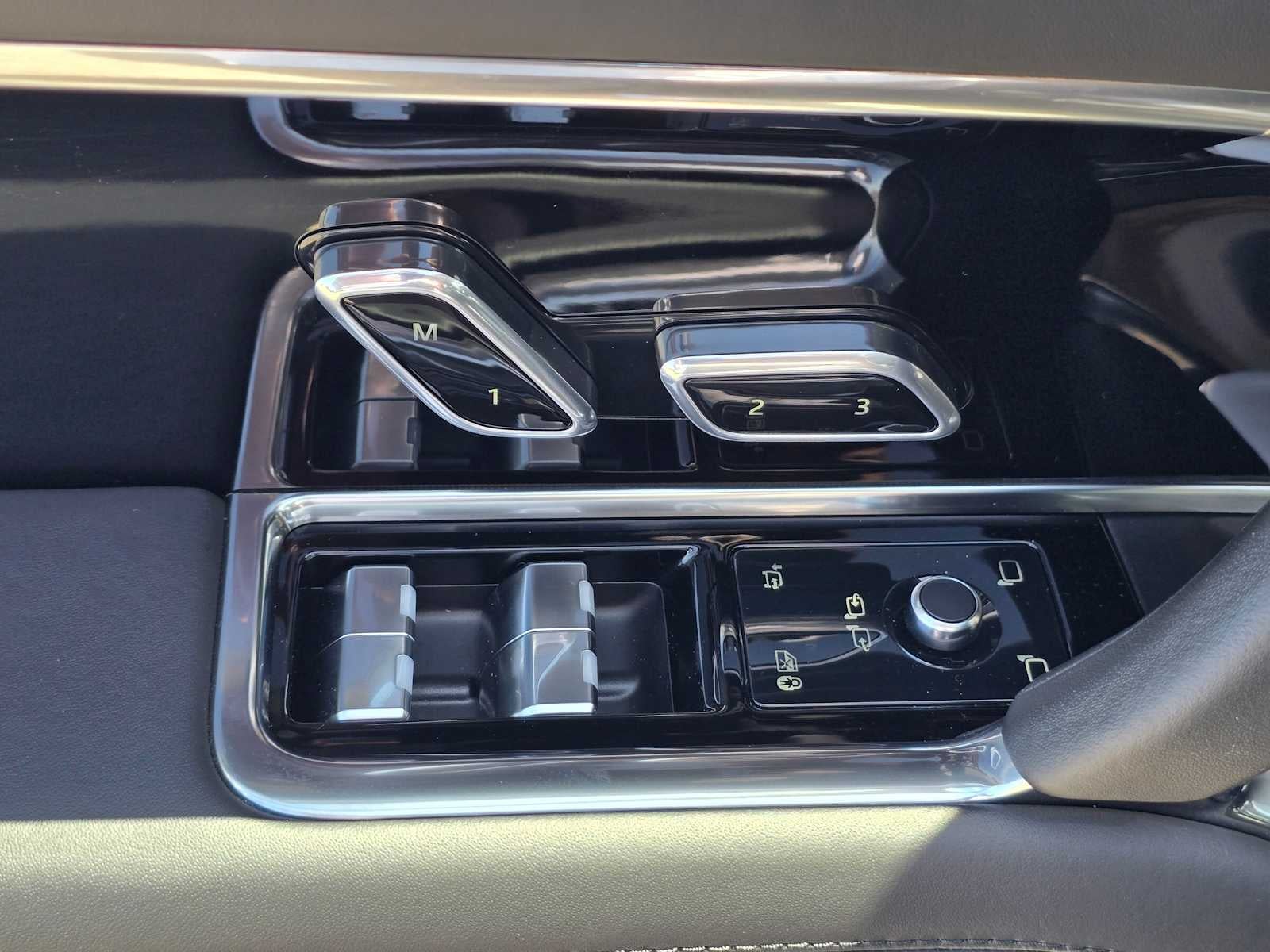 2024 Land Rover Range Rover Autobiography