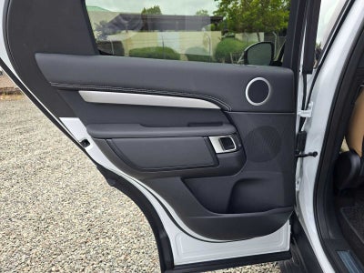2025 Land Rover Discovery Dynamic SE