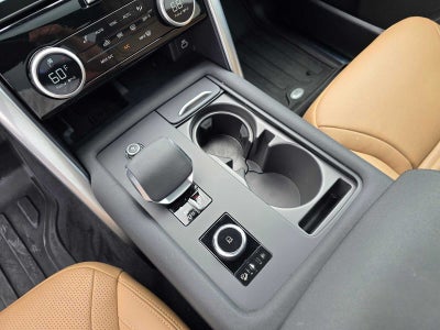 2025 Land Rover Discovery Dynamic SE