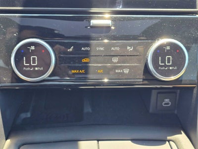 2025 Land Rover Discovery Dynamic SE