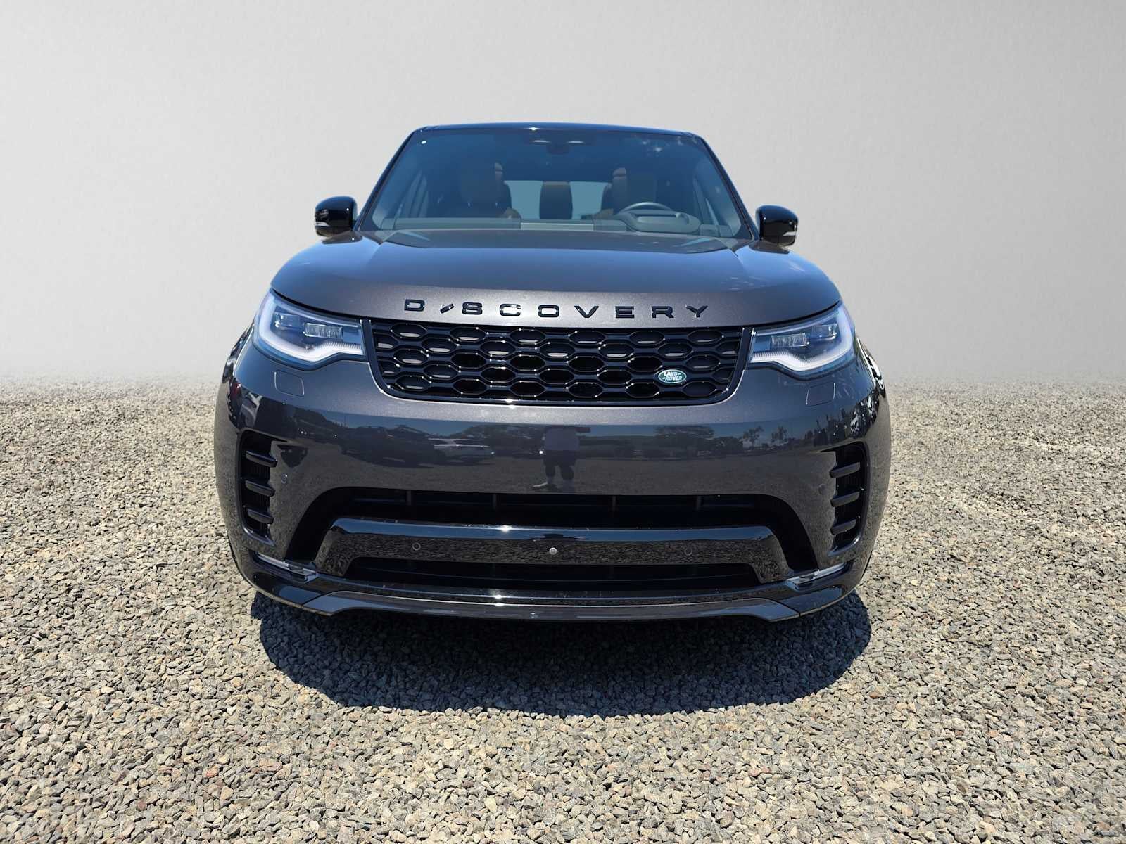 2025 Land Rover Discovery Dynamic SE
