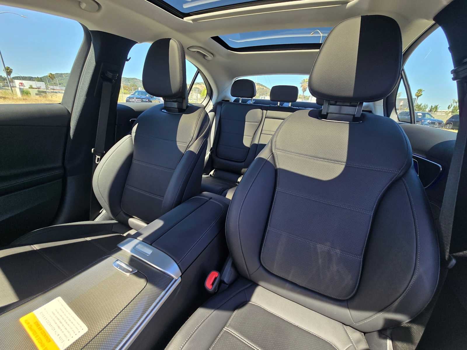 2026 Mercedes-Benz C 300 4MATIC® Sedan