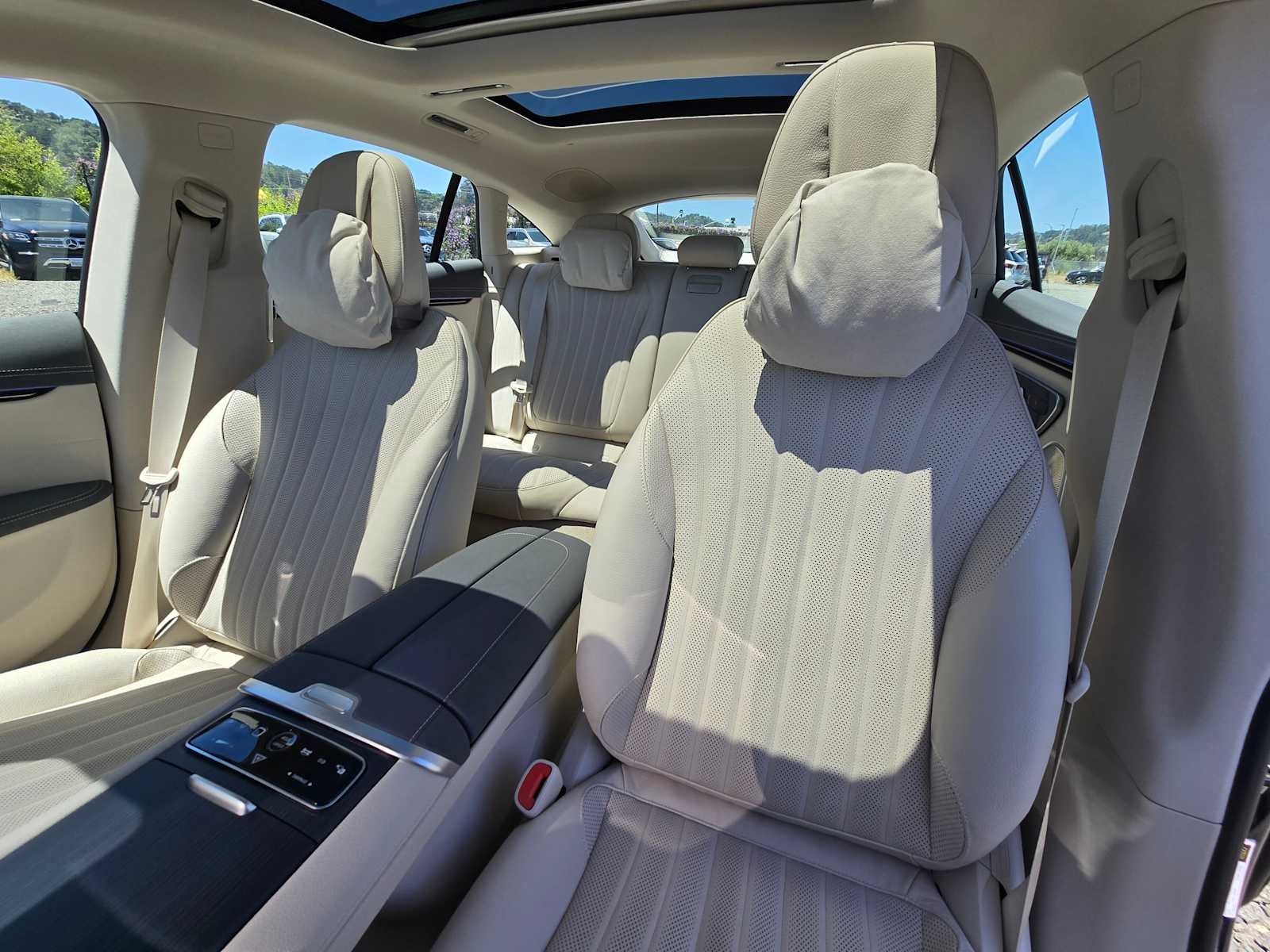 2026 Mercedes-Benz EQS 450 4MATIC® Sedan