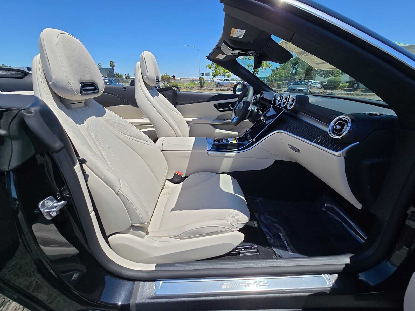 2026 Mercedes-Benz AMG® CLE 53 4MATIC®+ Cabriolet