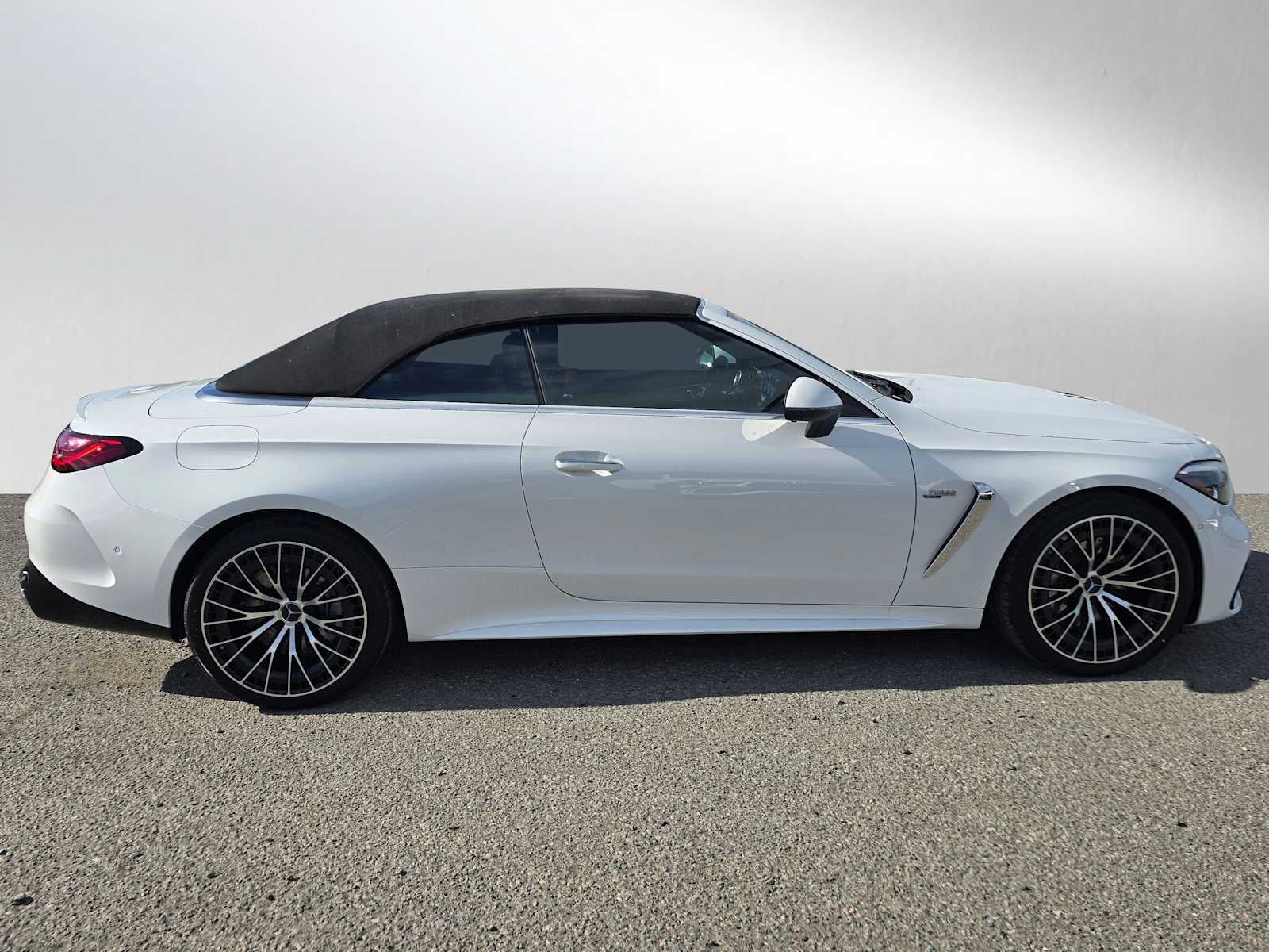 2026 Mercedes-Benz AMG® CLE 53 4MATIC®+ Cabriolet