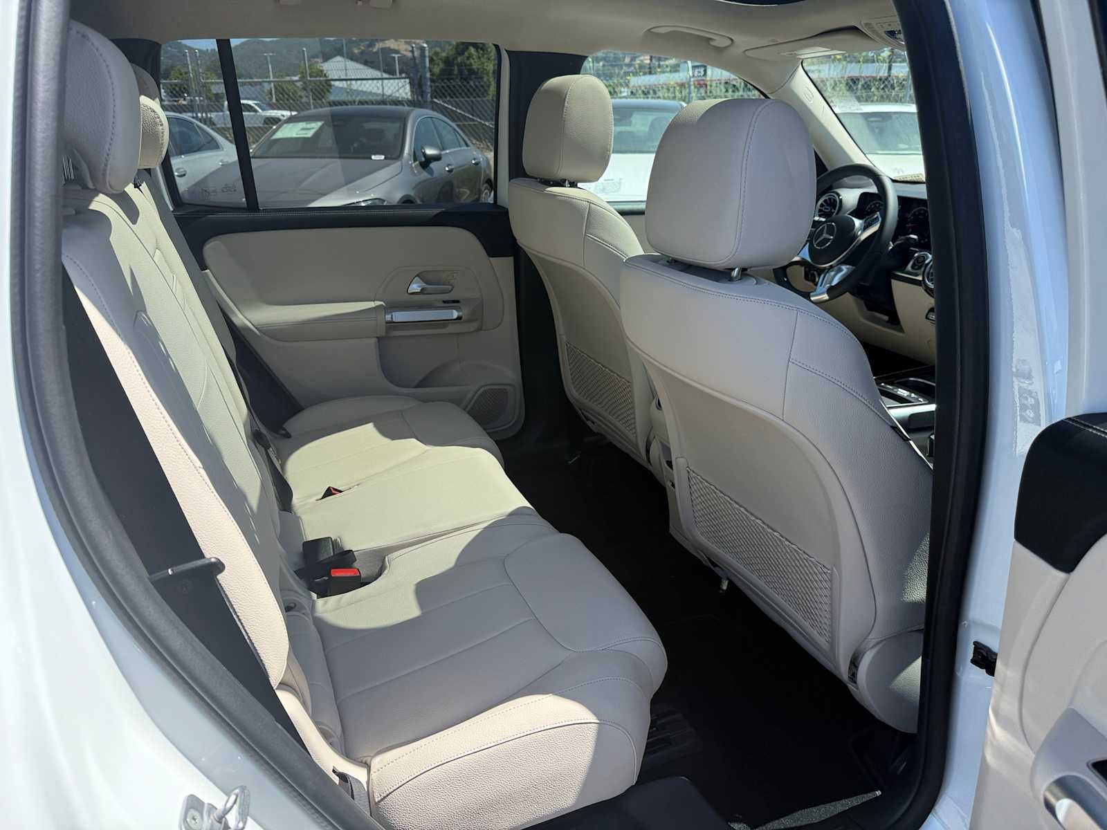 2025 Mercedes-Benz GLB GLB 250