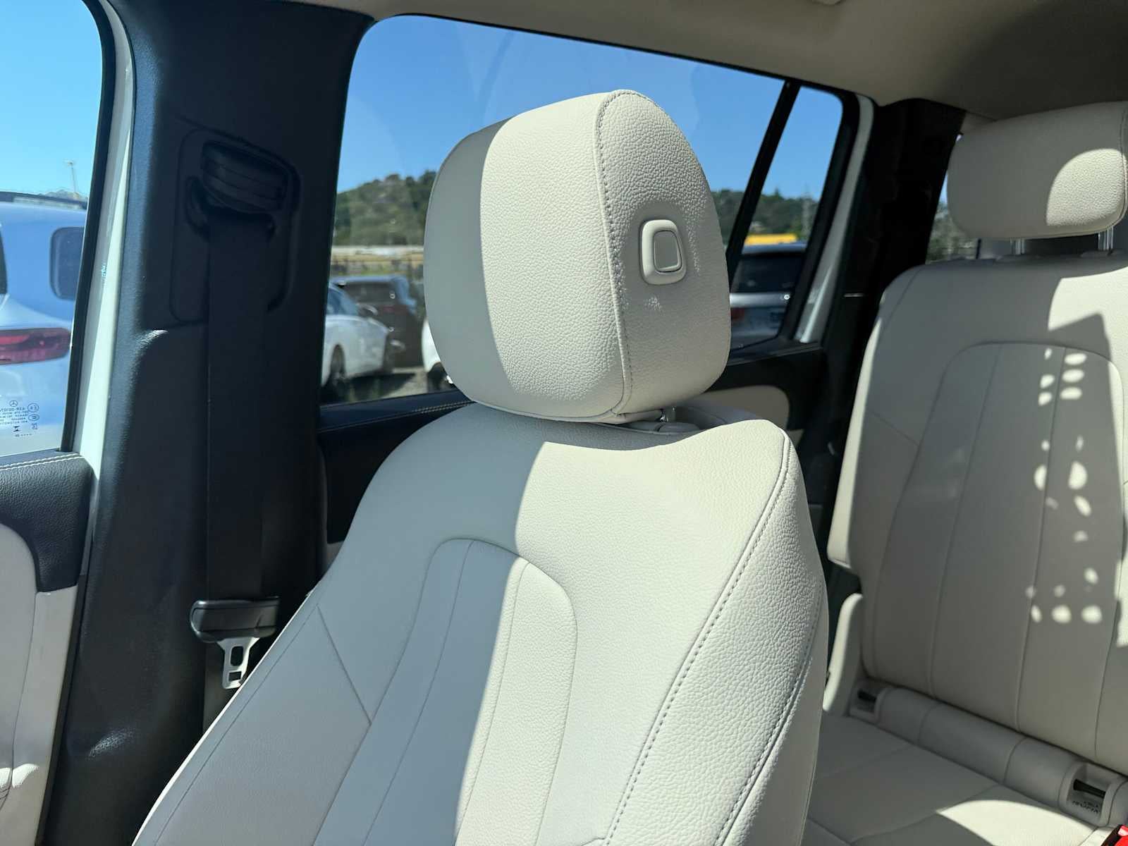 2025 Mercedes-Benz GLB GLB 250