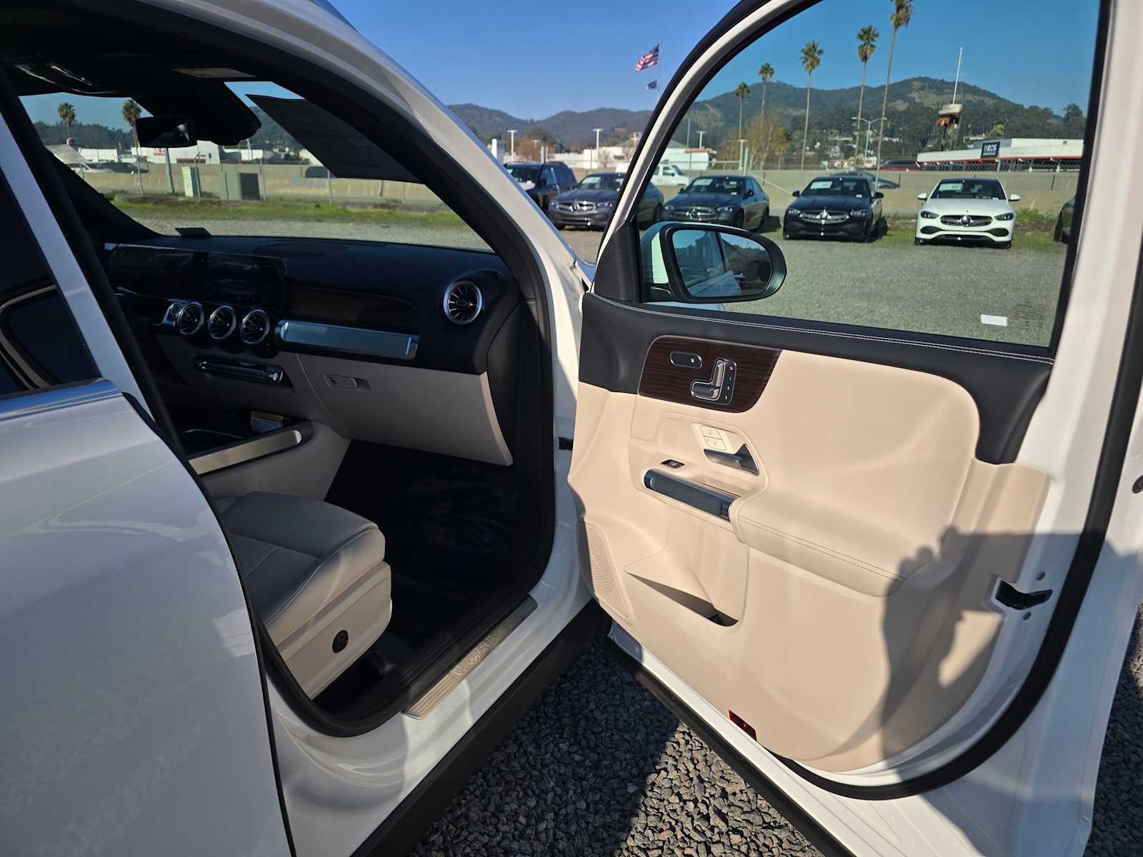2026 Mercedes-Benz GLB 250 4MATIC® SUV