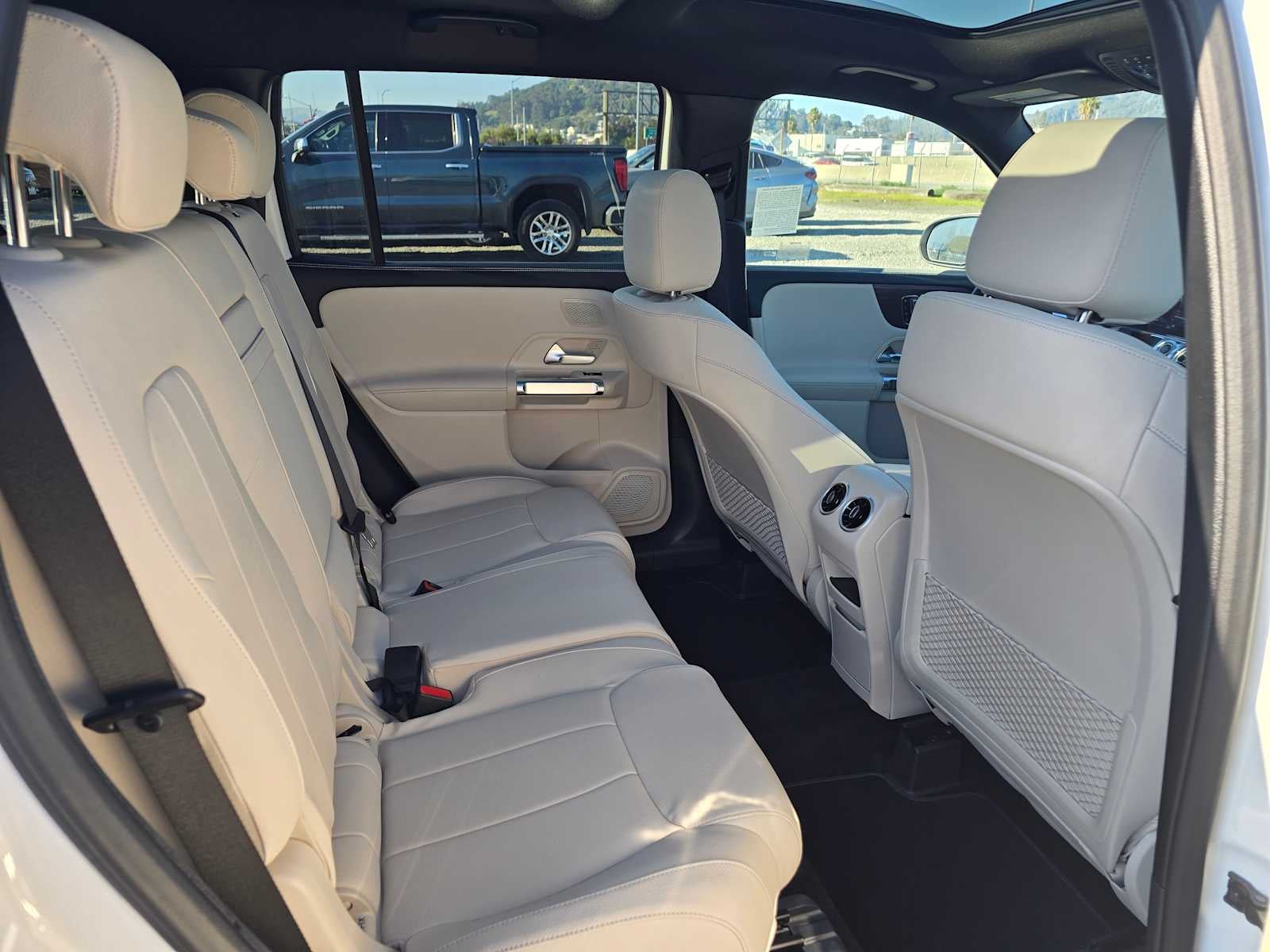 2026 Mercedes-Benz GLB 250 4MATIC® SUV