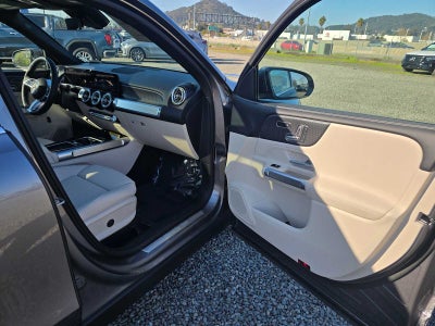 2025 Mercedes-Benz GLB GLB 250