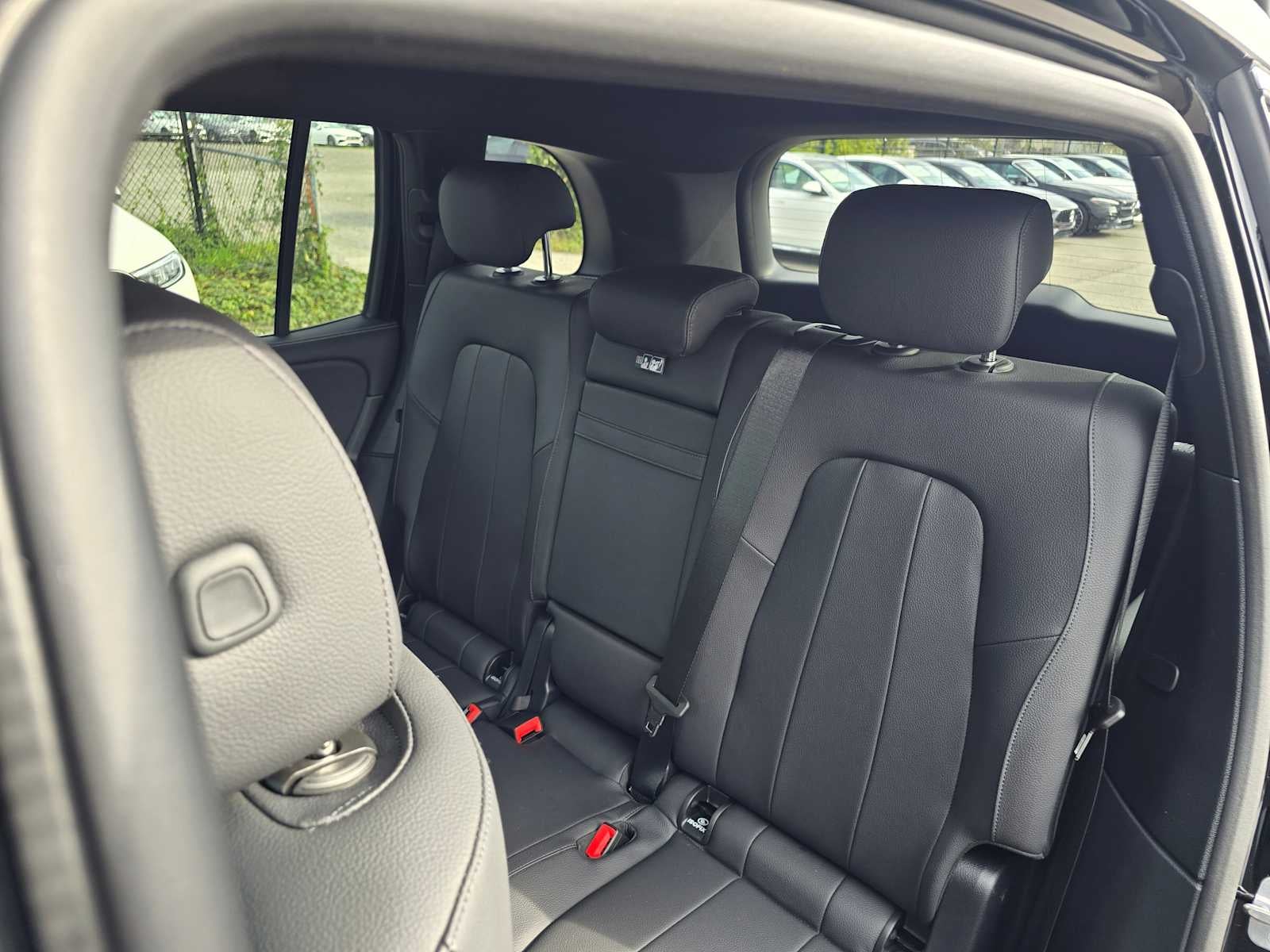 2025 Mercedes-Benz GLB GLB 250