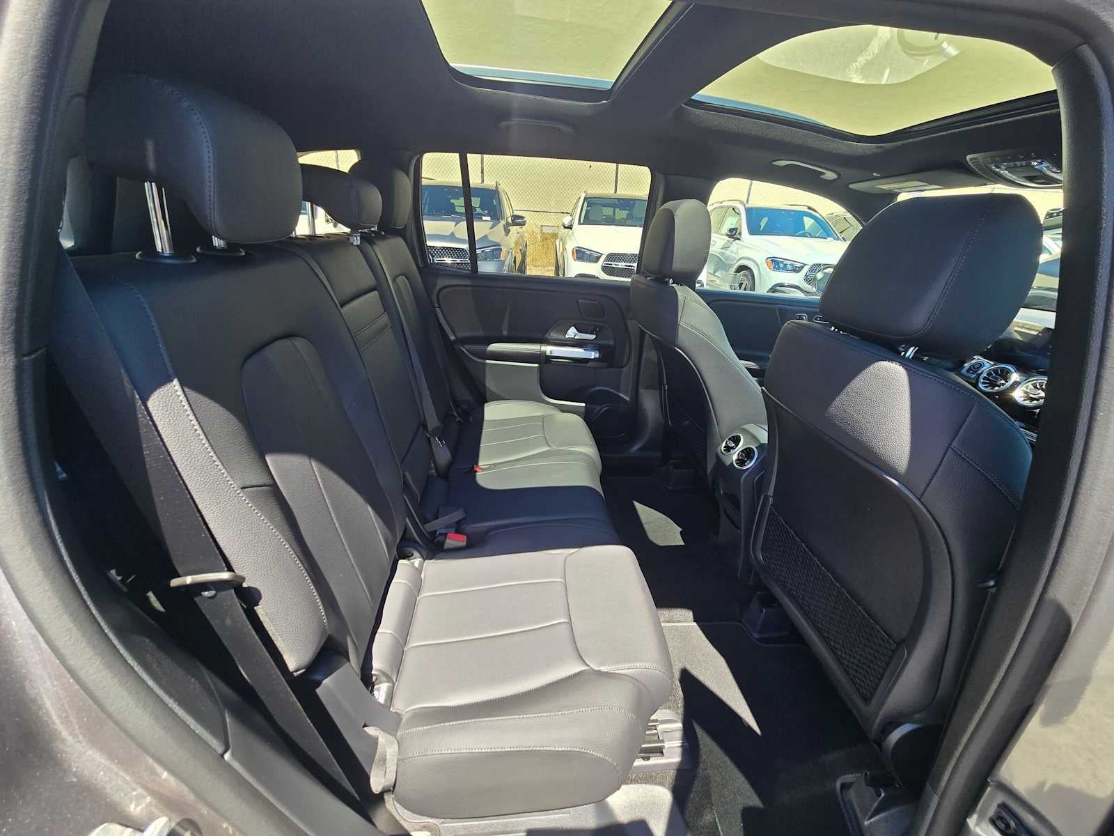 2026 Mercedes-Benz GLB 250 4MATIC® SUV