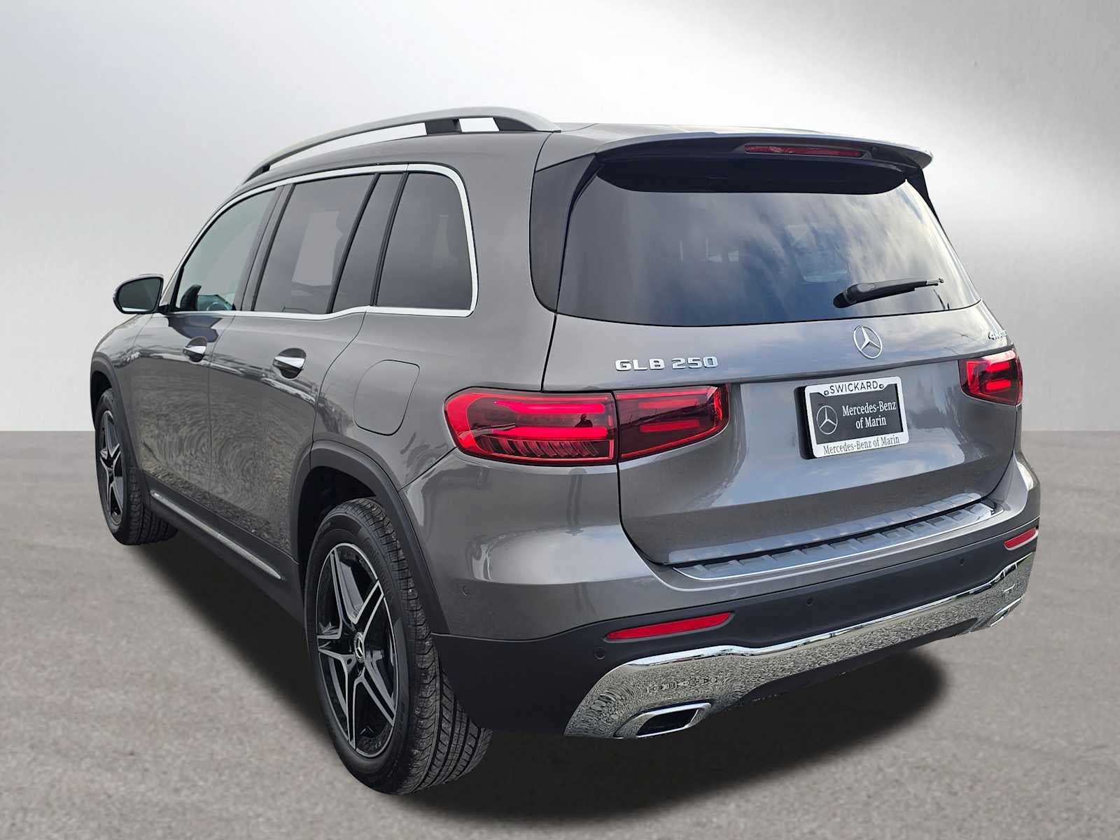 2026 Mercedes-Benz GLB 250 4MATIC® SUV