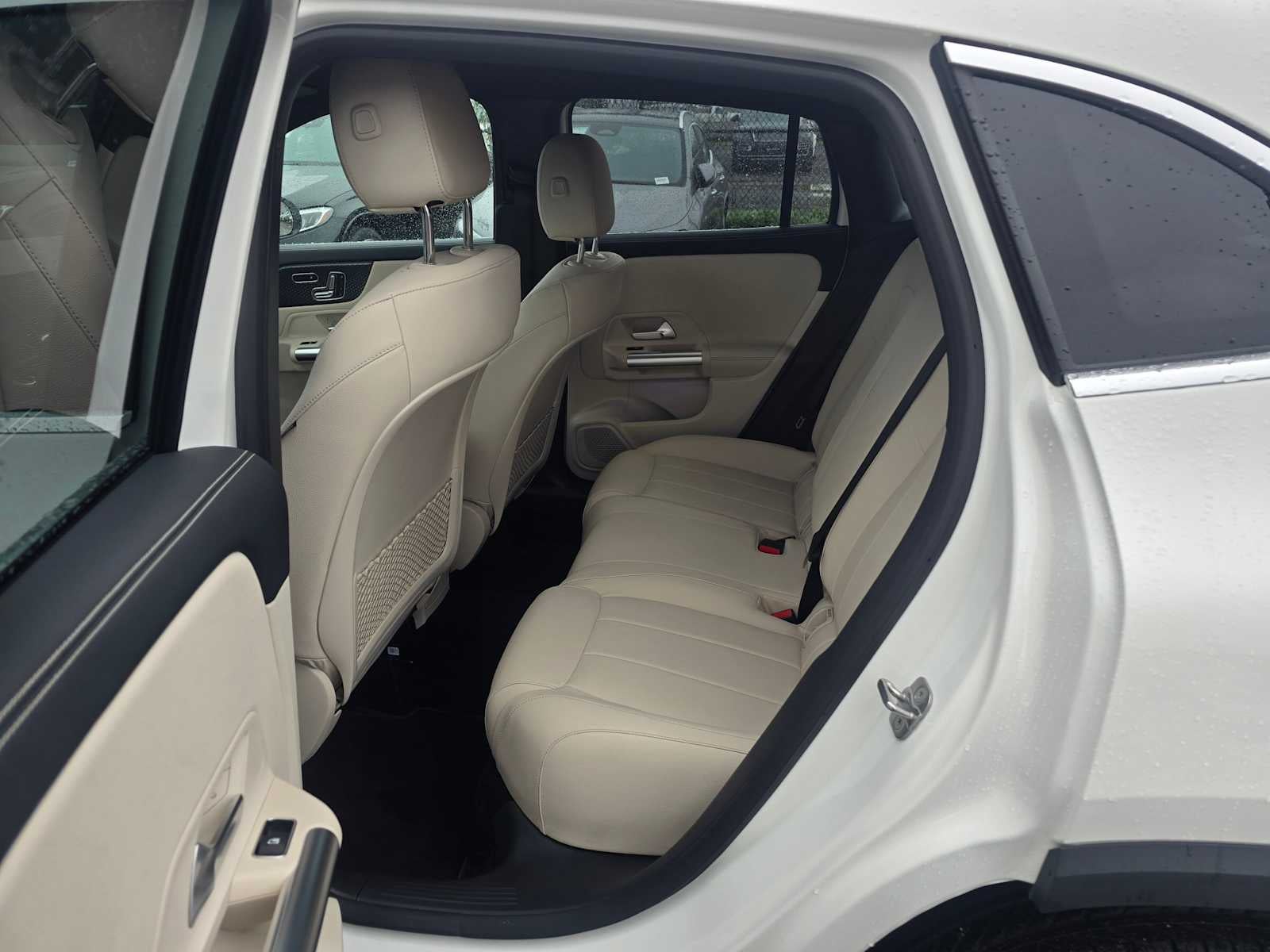 2025 Mercedes-Benz GLA 250 4MATIC® SUV
