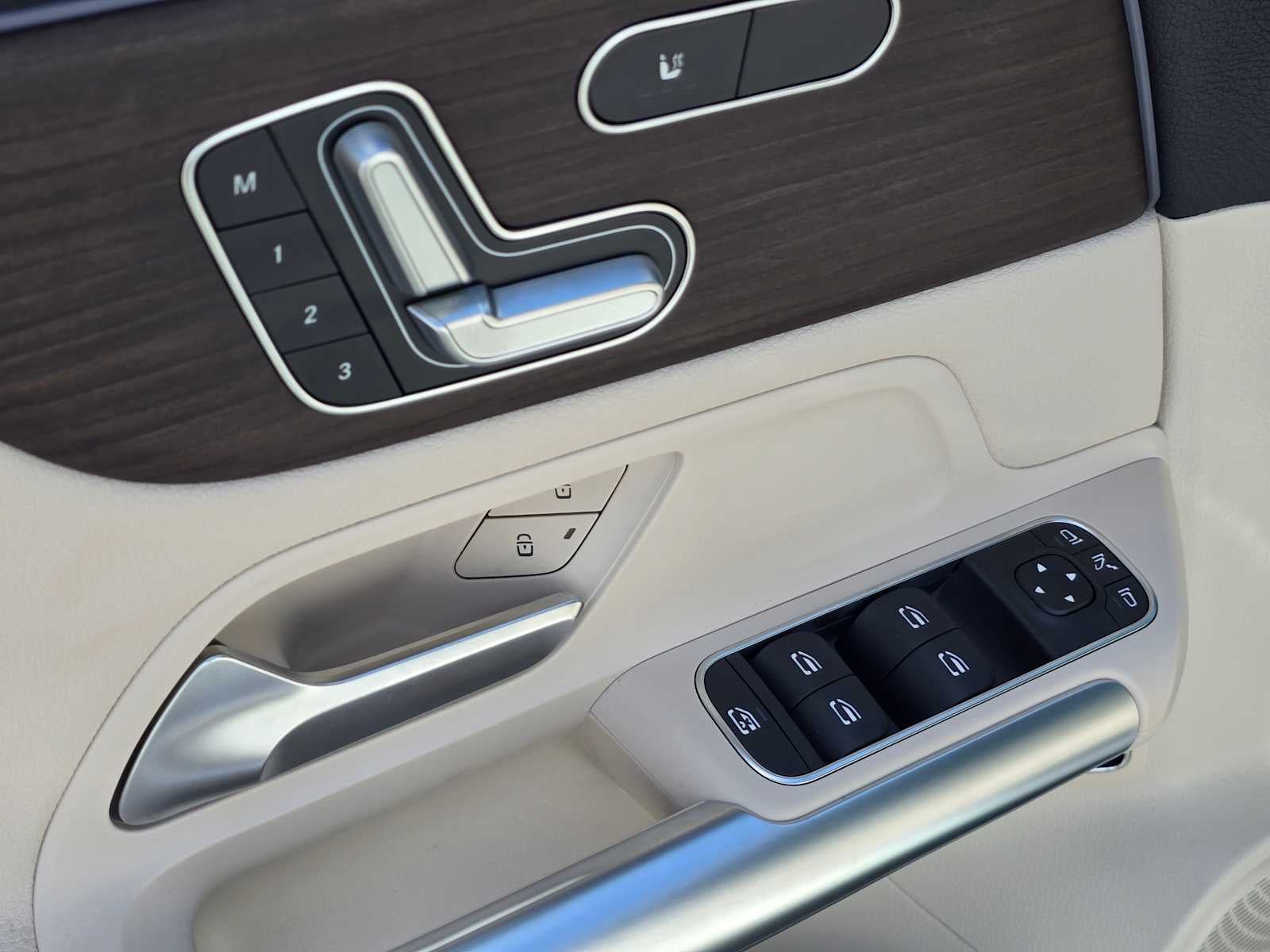 2026 Mercedes-Benz GLA 250 4MATIC® SUV