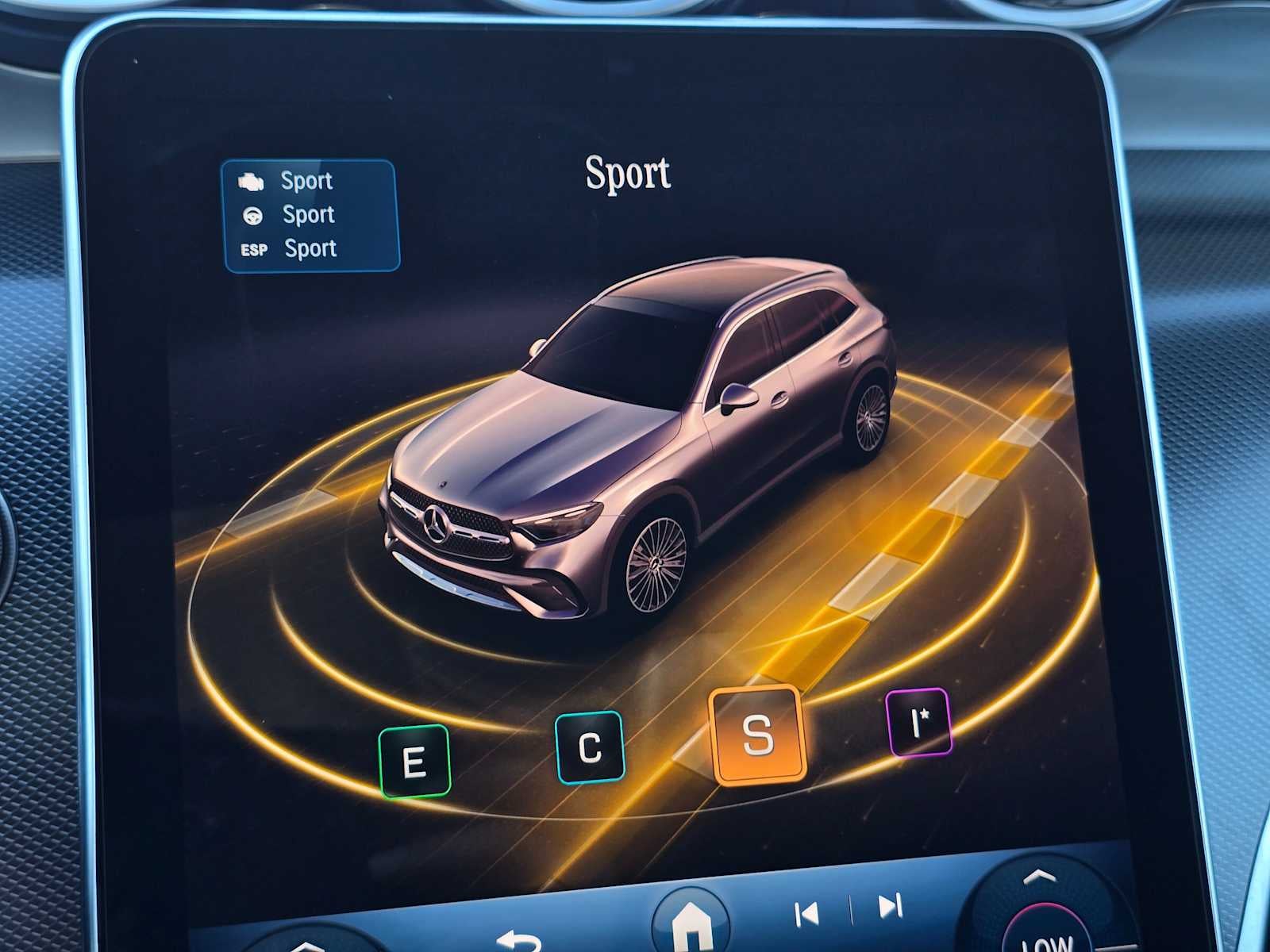 2026 Mercedes-Benz GLC 300 SUV