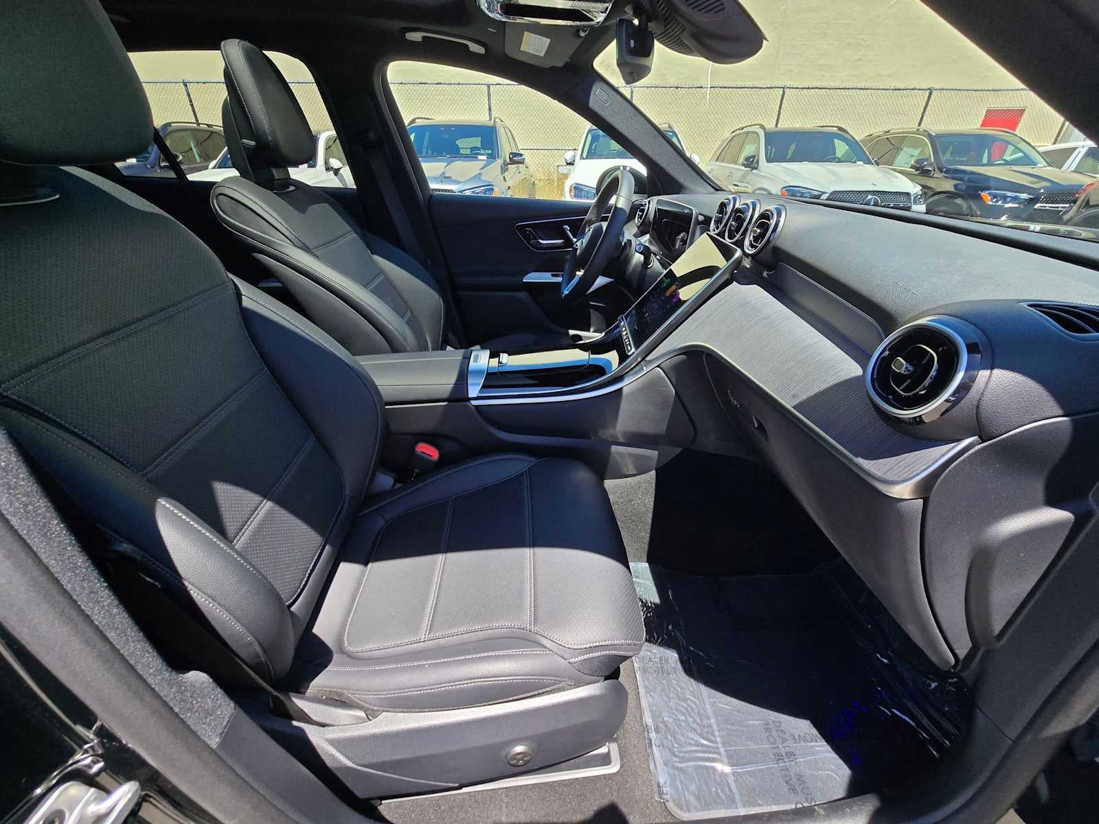 2026 Mercedes-Benz GLC 300 SUV