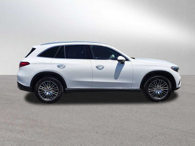 2025 Mercedes-Benz GLC 300 SUV
