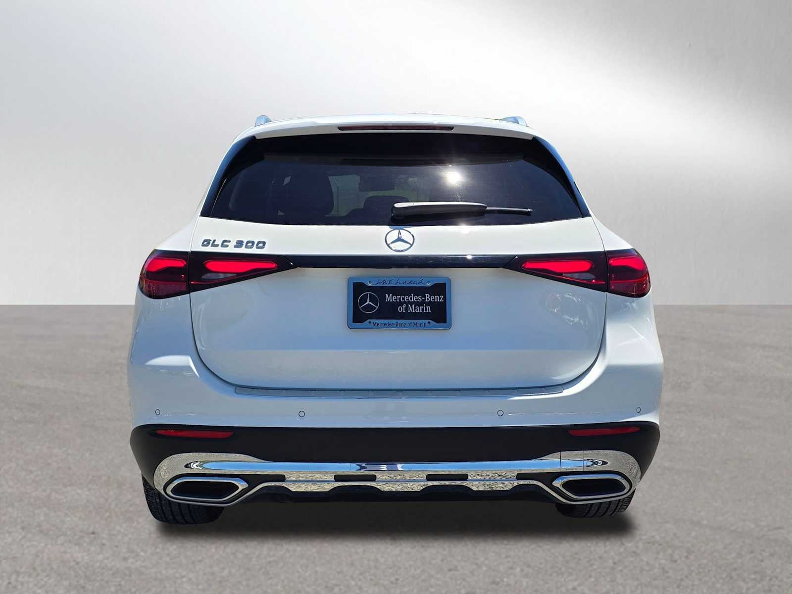 2025 Mercedes-Benz GLC 300 SUV