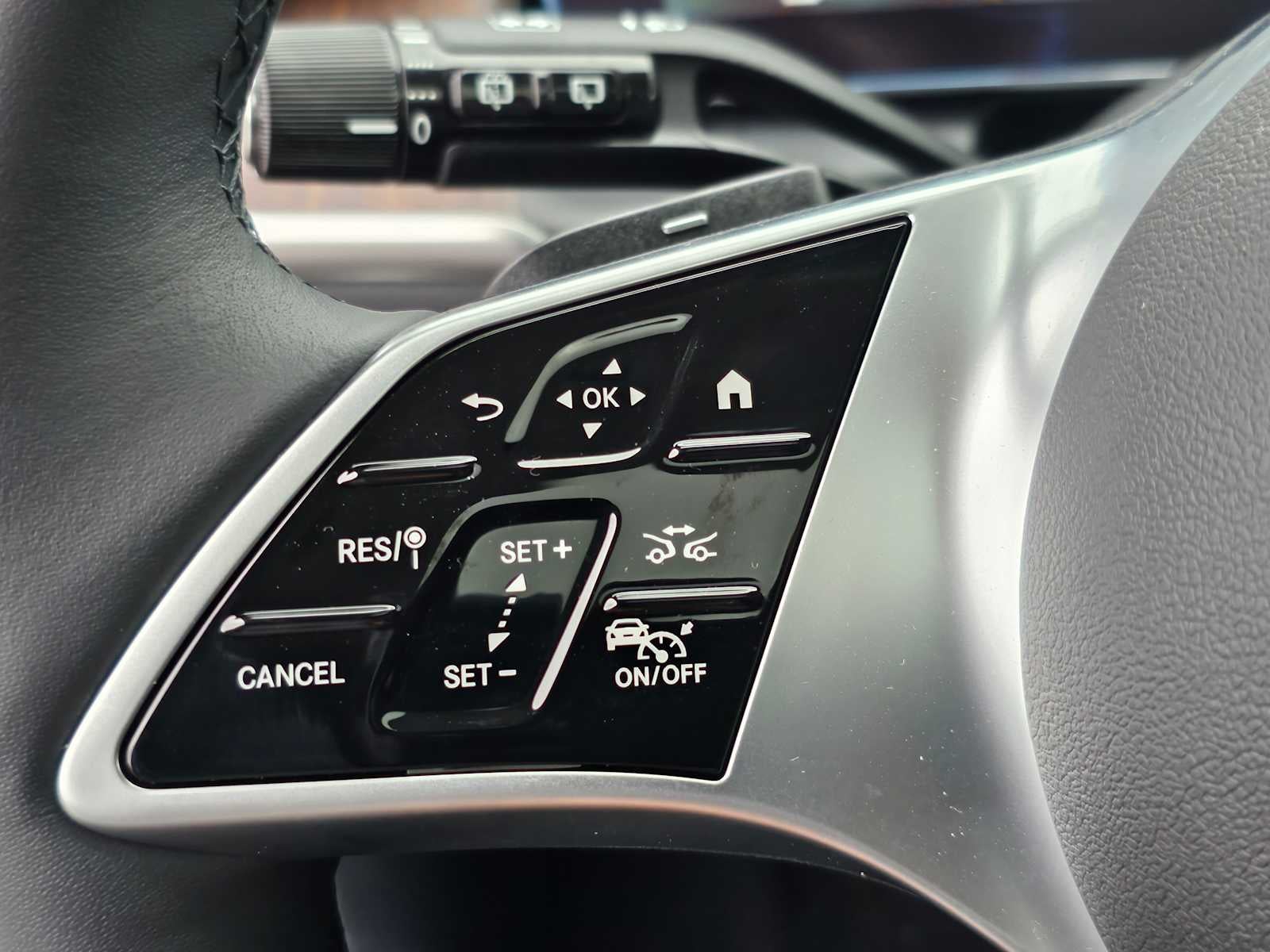 2023 Mercedes-Benz GLC 300 4MATIC® SUV