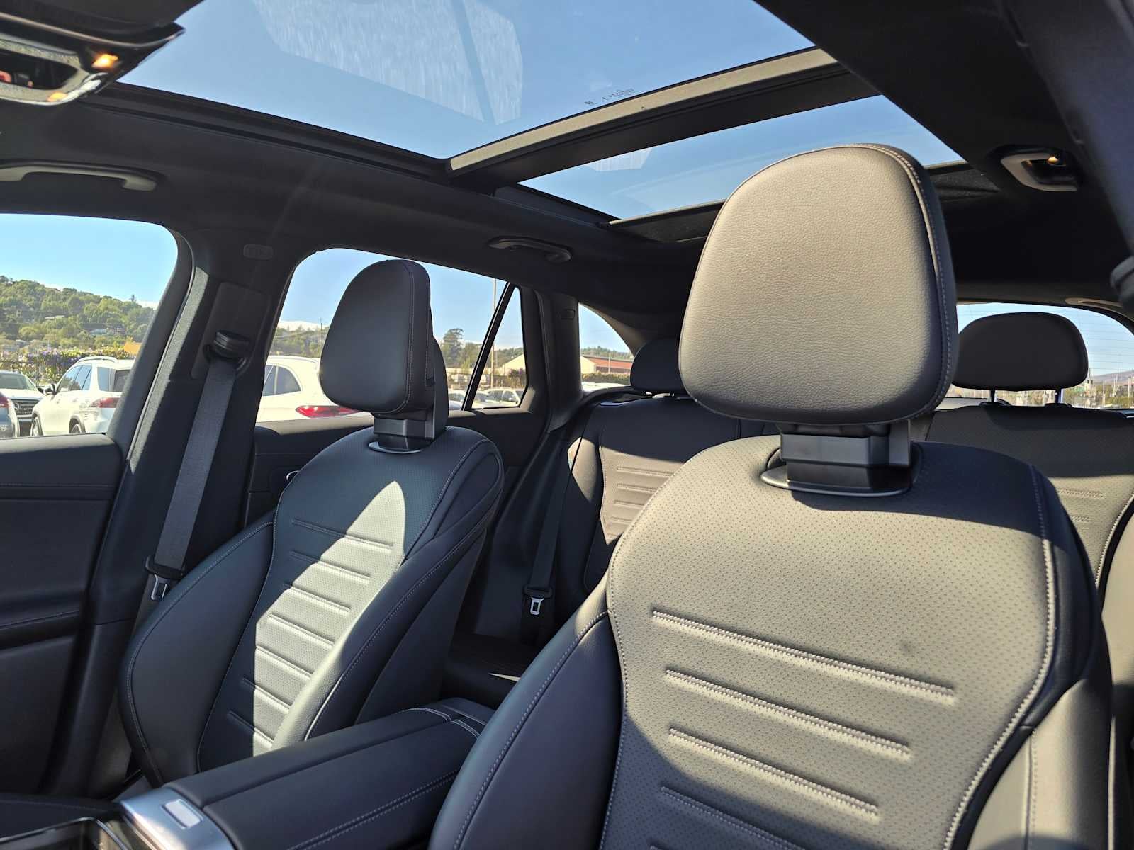 2024 Mercedes-Benz GLC GLC 300