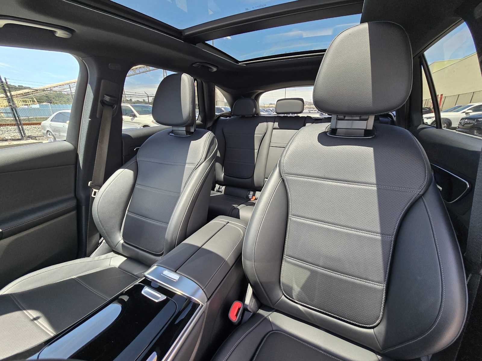 2026 Mercedes-Benz GLC 300 4MATIC® SUV