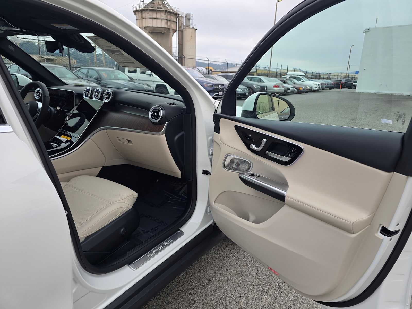 2026 Mercedes-Benz GLC GLC 300