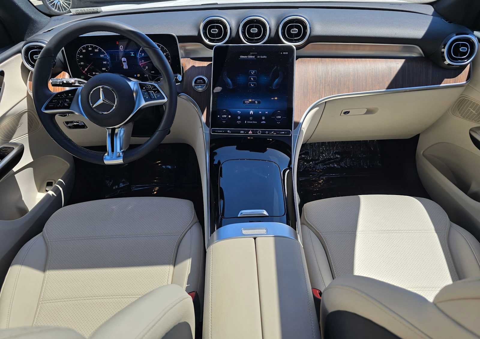 2026 Mercedes-Benz GLC 300 4MATIC® SUV