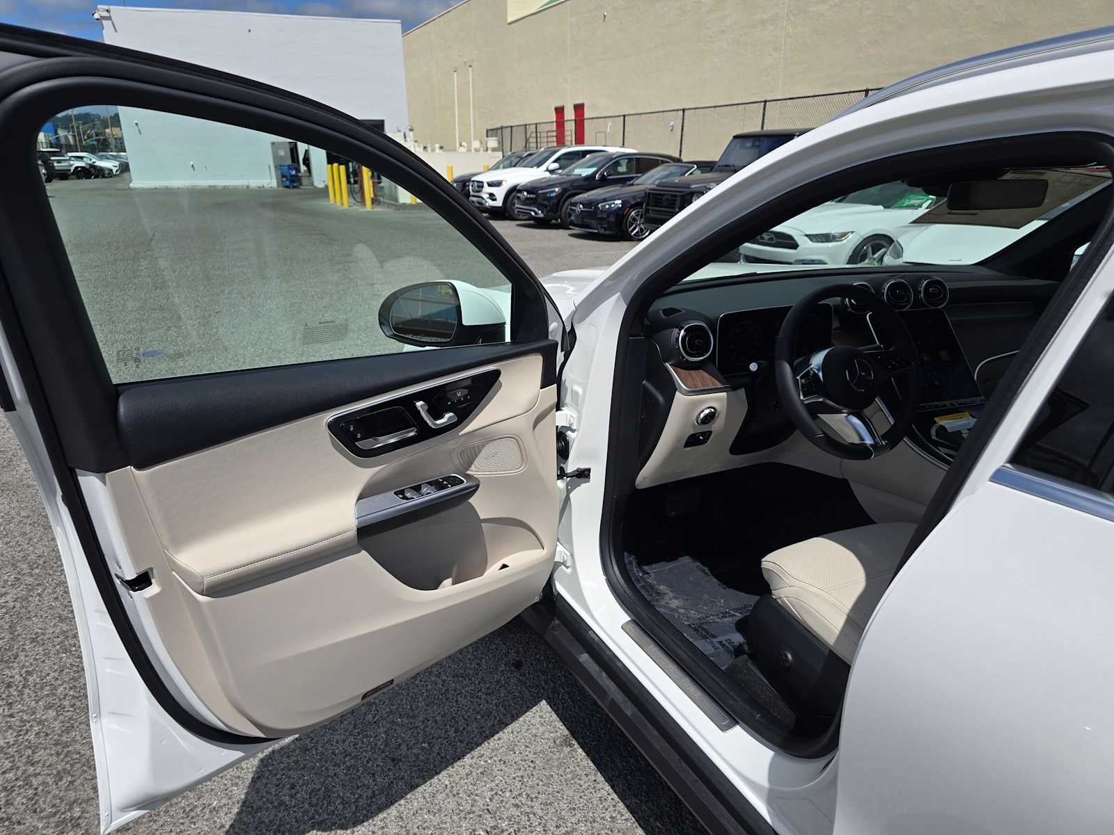 2026 Mercedes-Benz GLC 350e 4MATIC® SUV