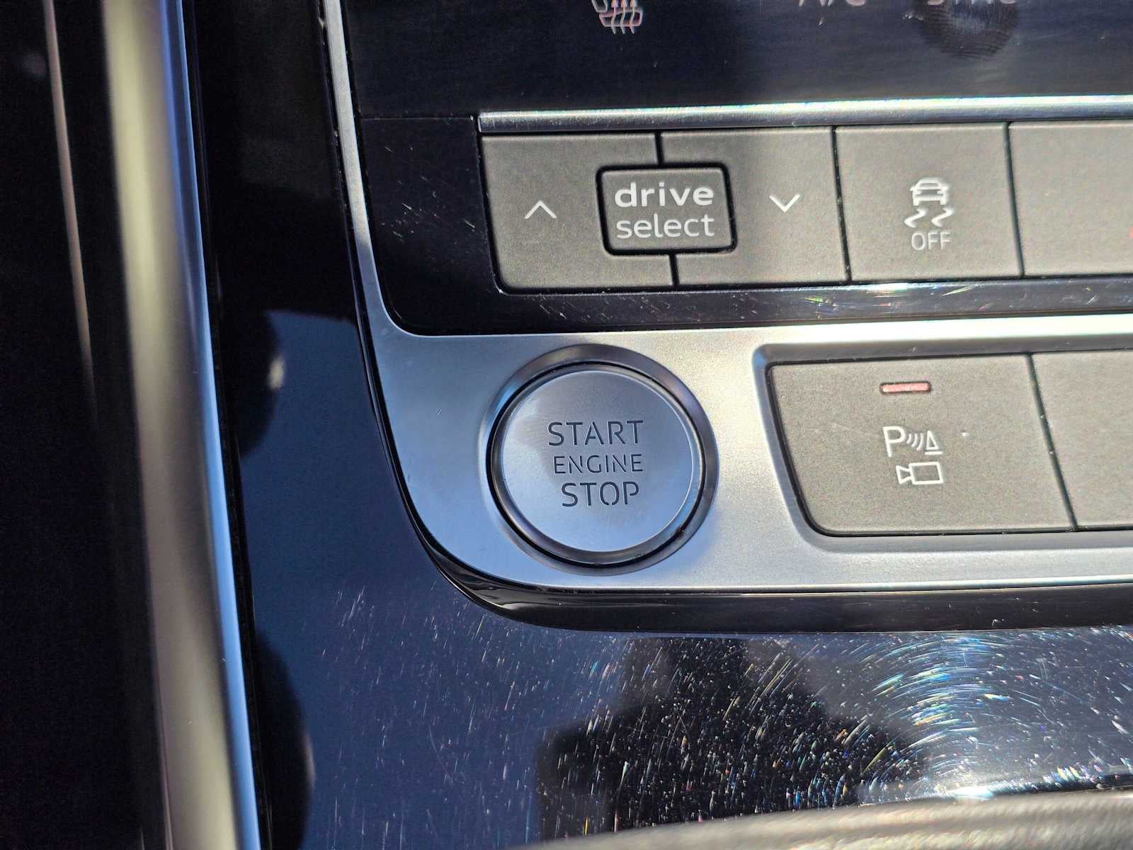 2020 Audi Q7 Premium