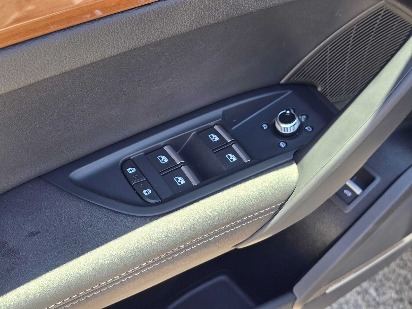 2024 Audi Q5 Premium Plus