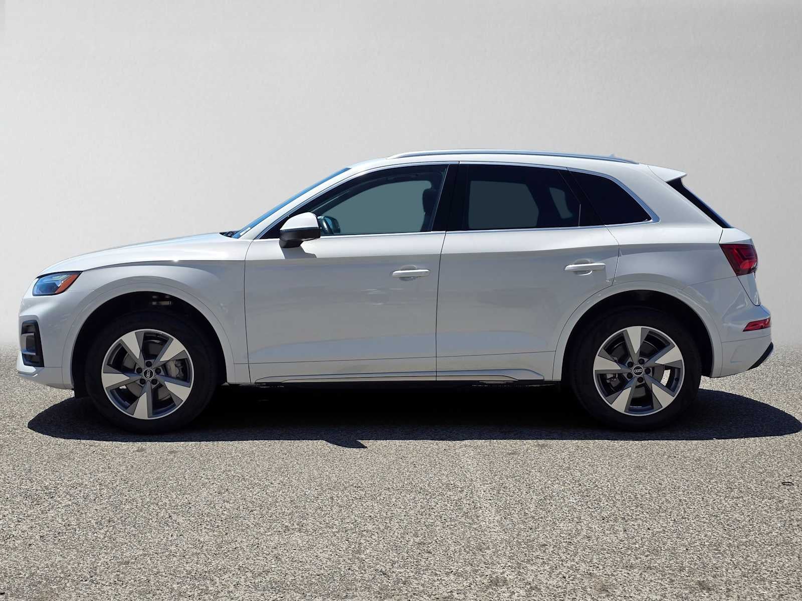 2024 Audi Q5 Premium Plus