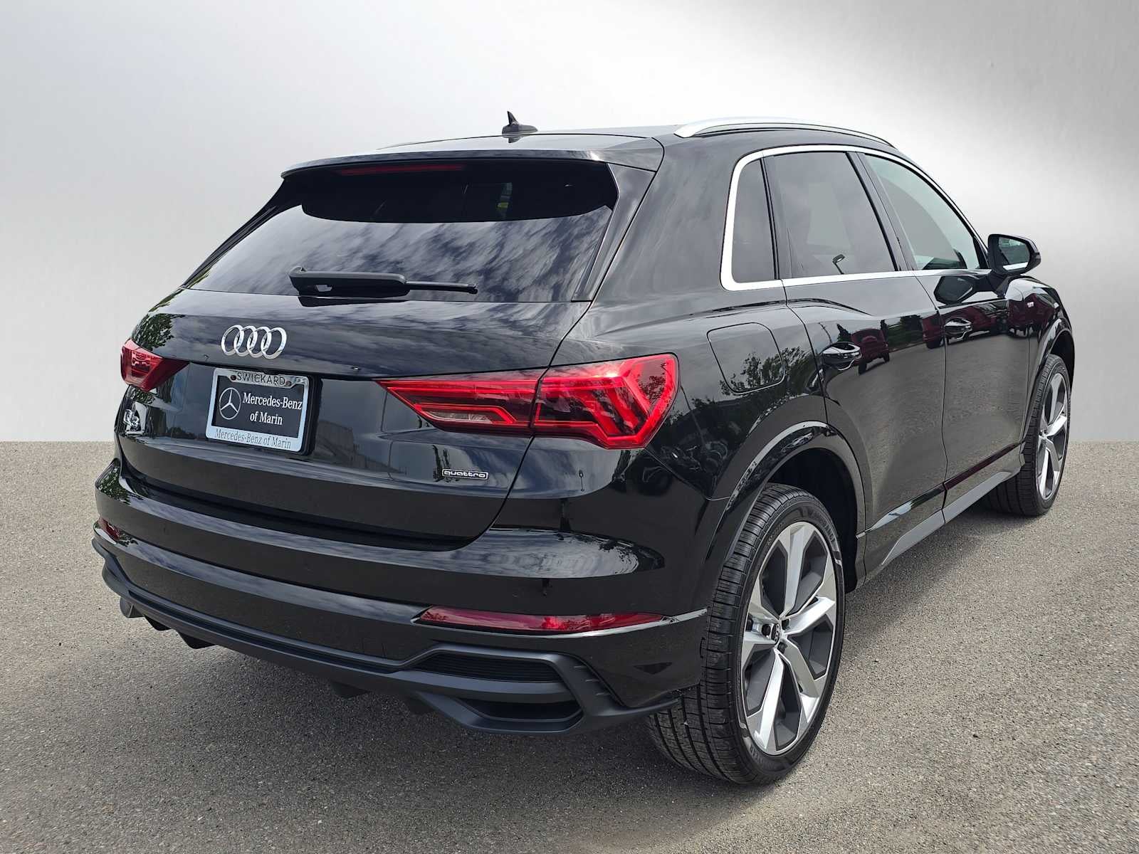 2021 Audi Q3 S line Premium Plus
