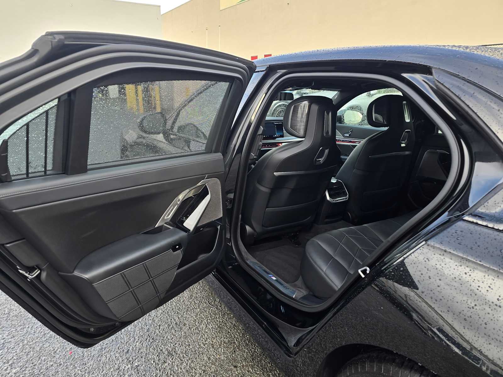 2024 BMW 740i 740i