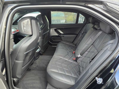 2024 BMW 740i 740i