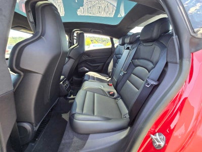 2024 Porsche Taycan Turbo
