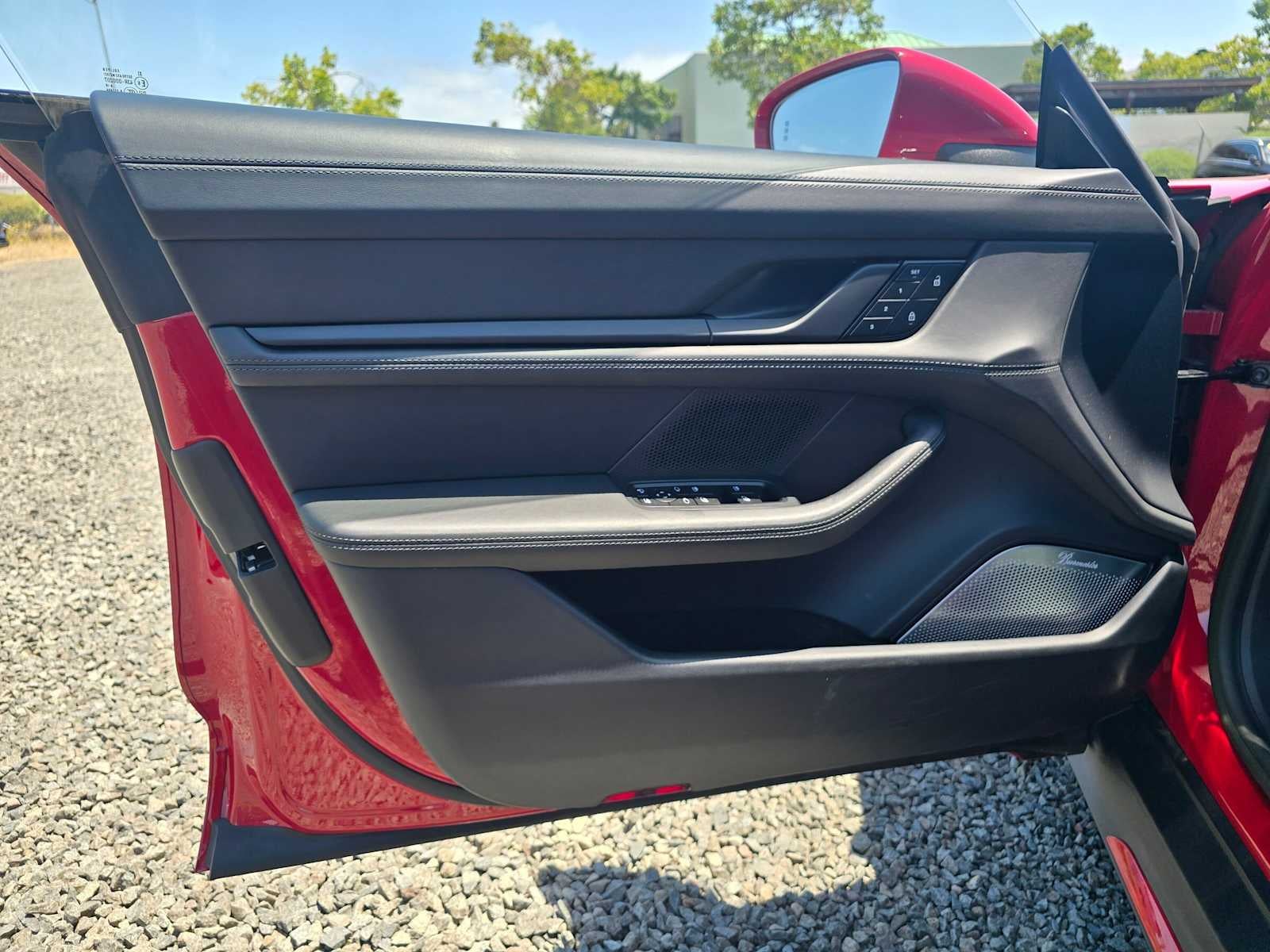 2024 Porsche Taycan Turbo