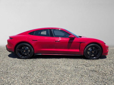 2024 Porsche Taycan Turbo