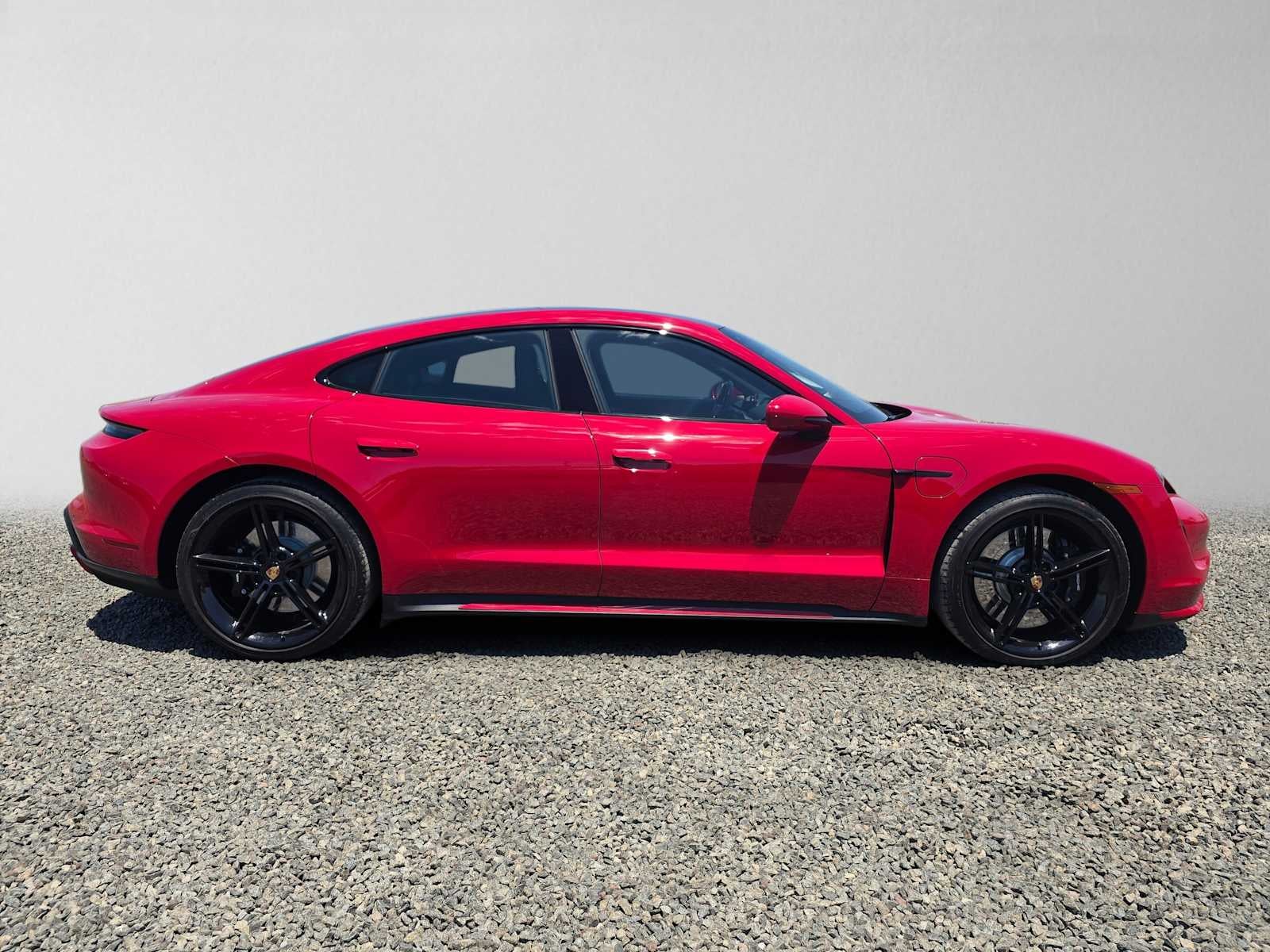 2024 Porsche Taycan Turbo