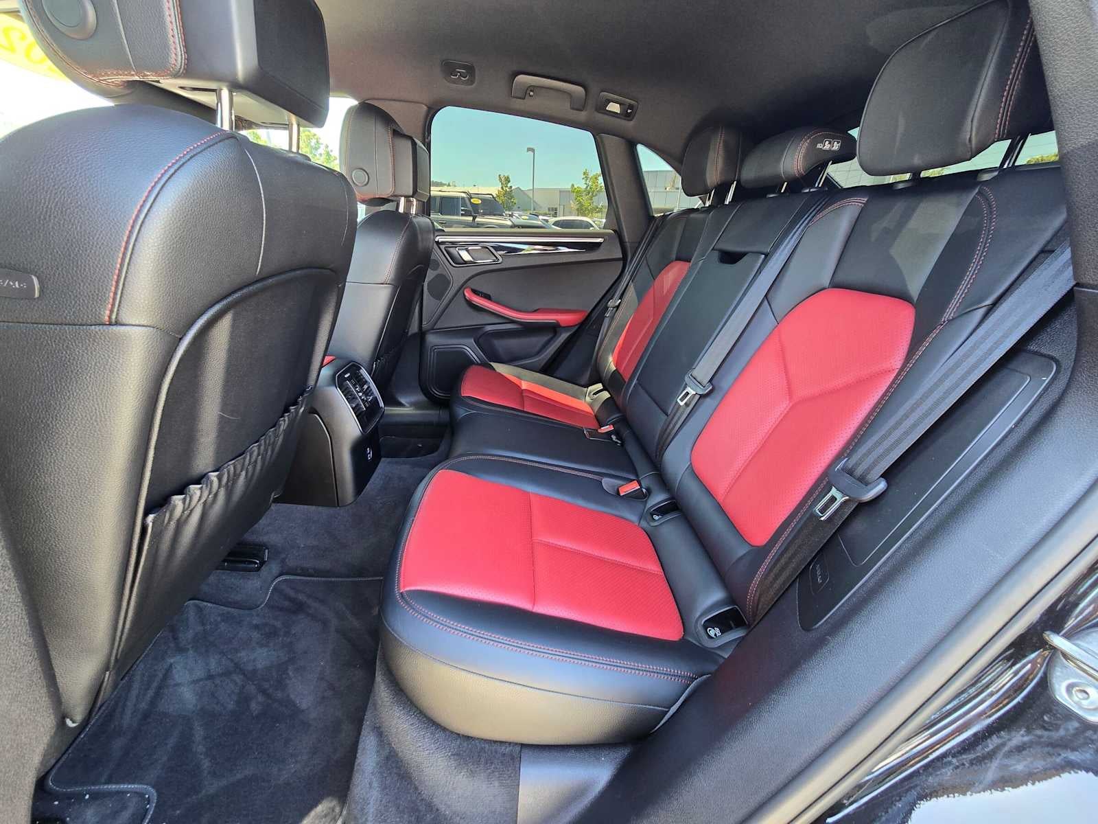 2020 Porsche Macan AWD