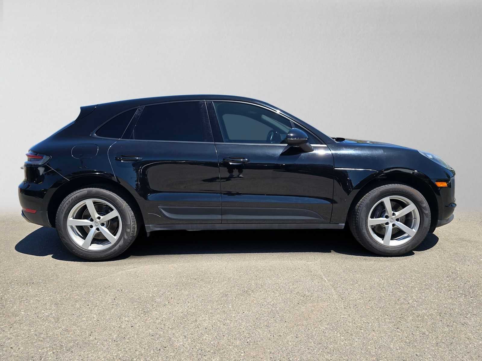 2020 Porsche Macan AWD